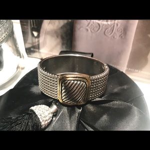 🔴$10 Designer-style Gold/Silver 2-Tone Bracelet